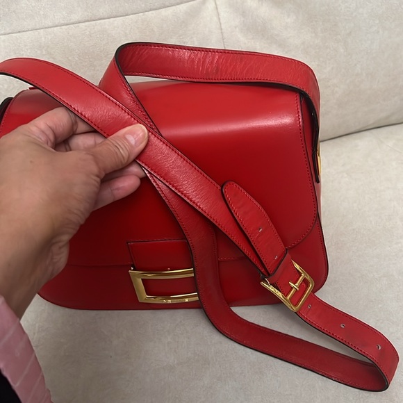 Celine box/body bag still in good condition. - Picture 3 of 8